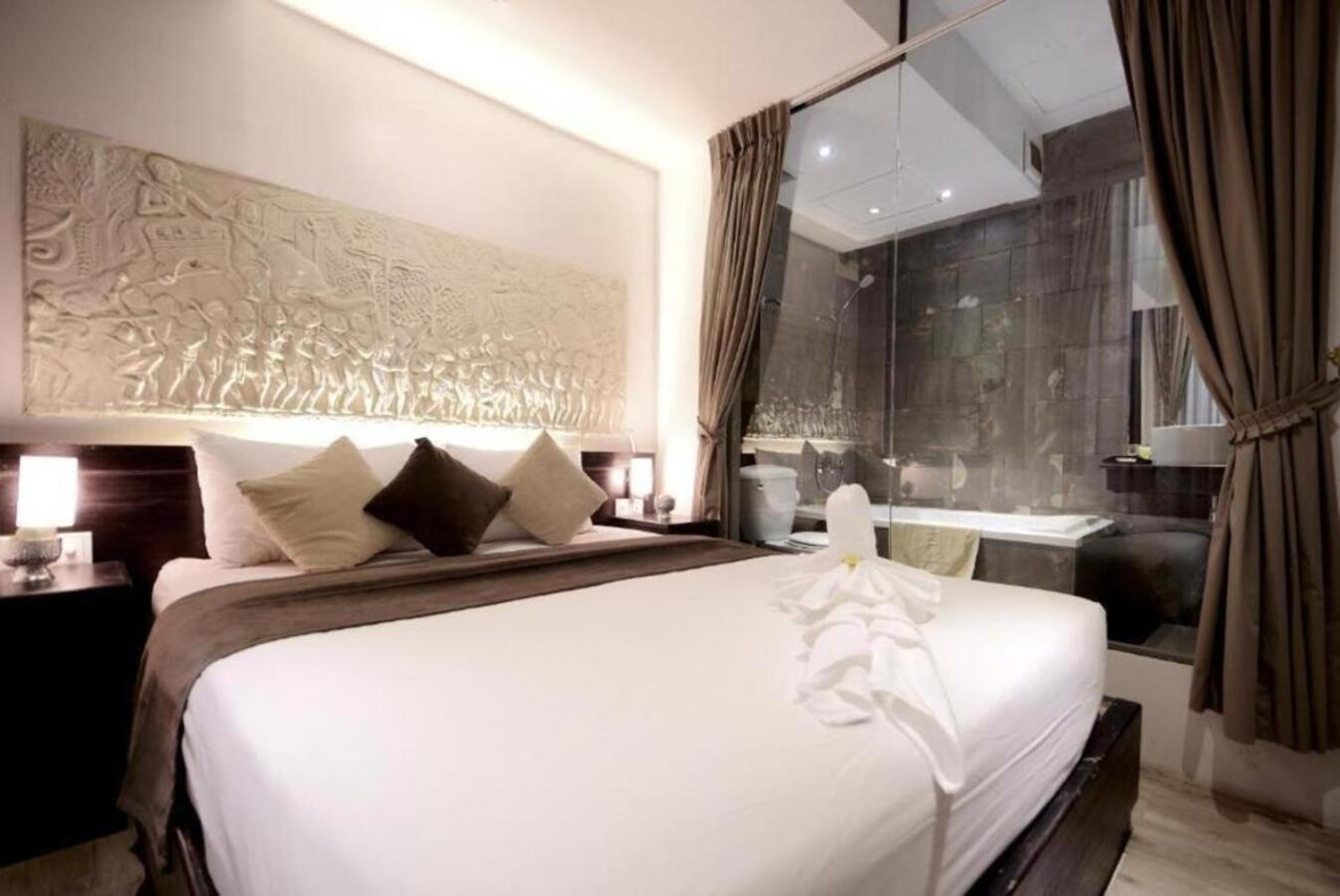 Blue Crystal Boutique Hotel Phnom Penh Extérieur photo